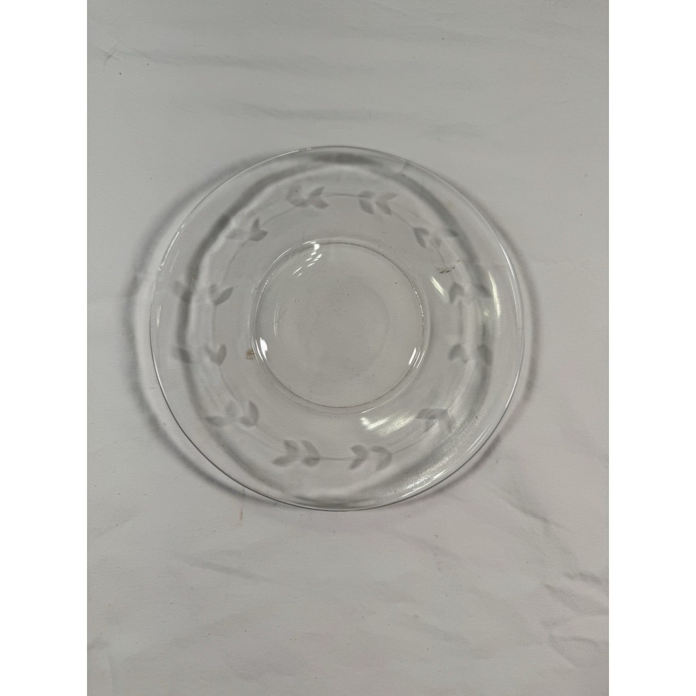 Set of 7 Clear Glass Dessert Plates Etched Leaf Pattern Vintage‎ Style
